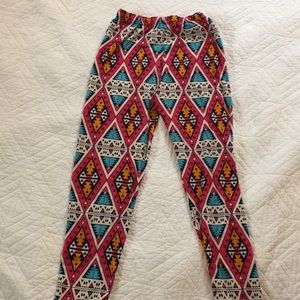 Soft leggings! Funky print 😍